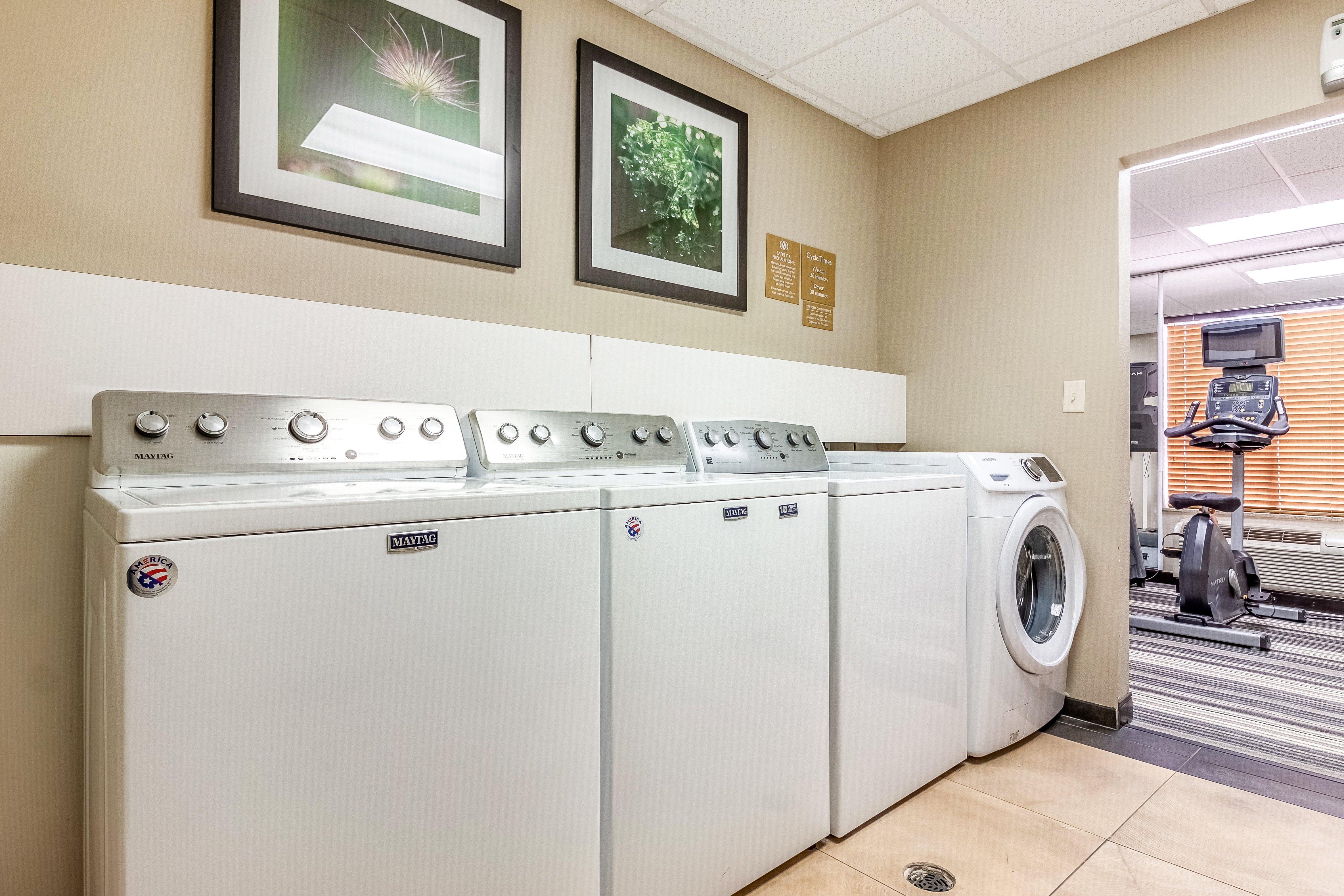 Candlewood Suites Lincoln By Ihg Bagian luar foto