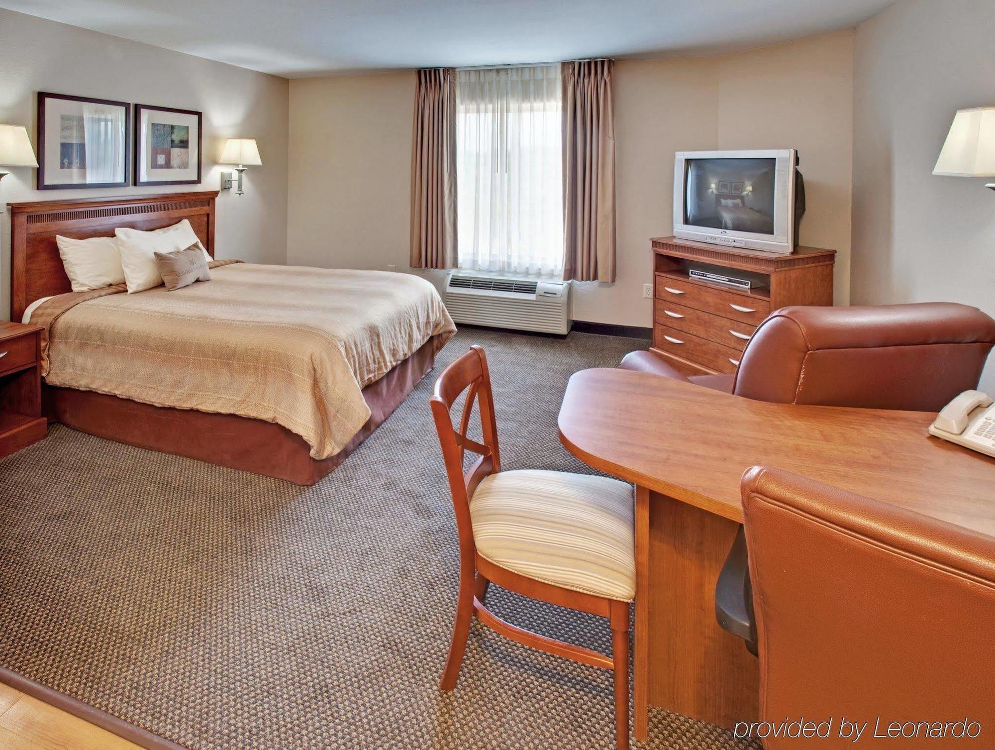 Candlewood Suites Lincoln By Ihg Bagian luar foto
