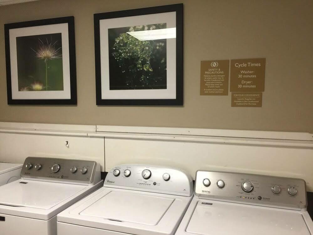 Candlewood Suites Lincoln By Ihg Bagian luar foto